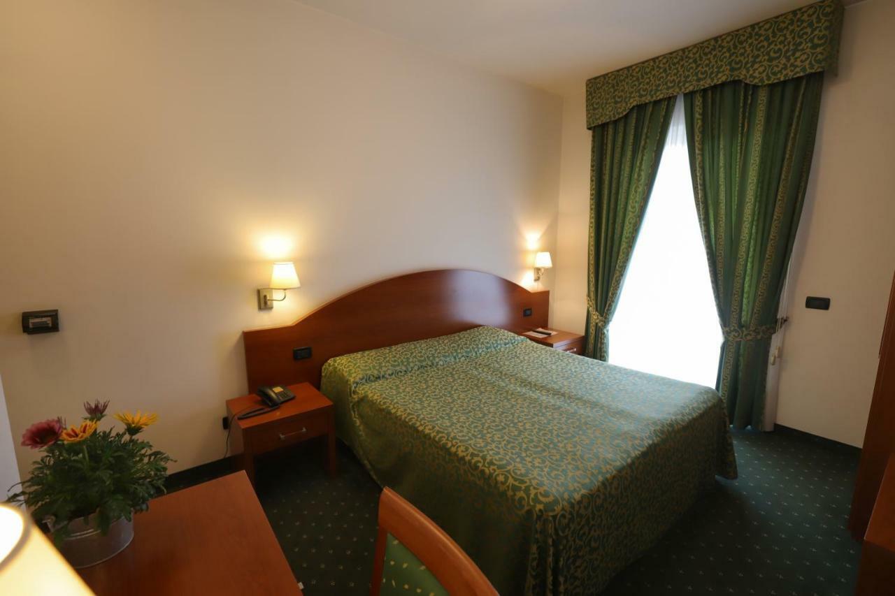 Hotel Da Roberto Lazise